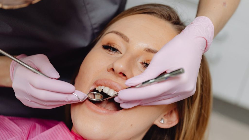 how long does a dental cleaning take