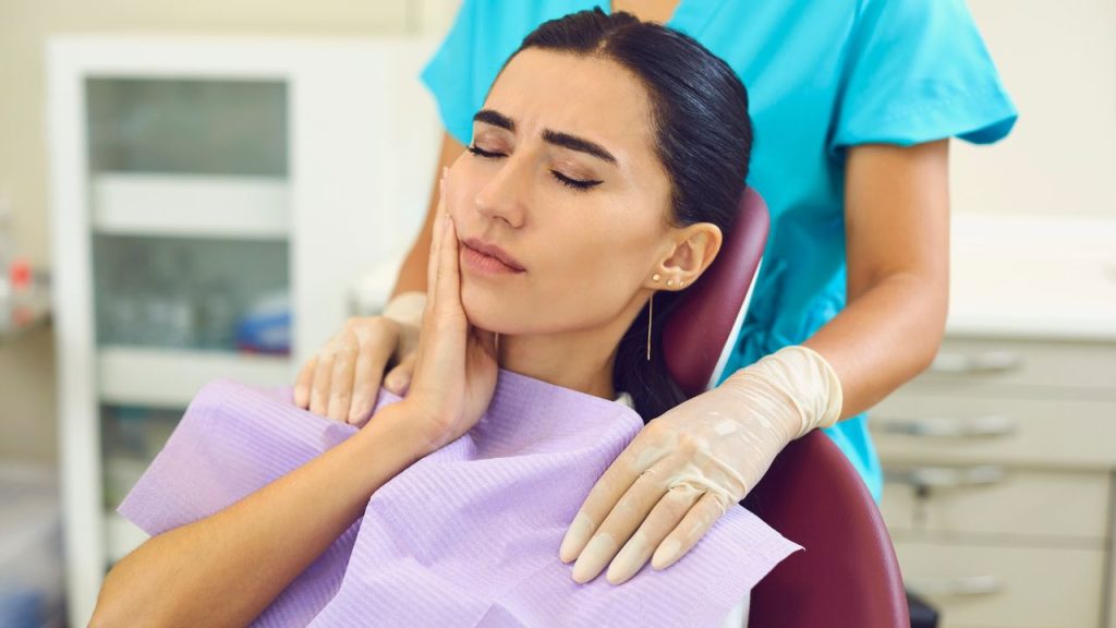 teeth sensitive after dental cleaning